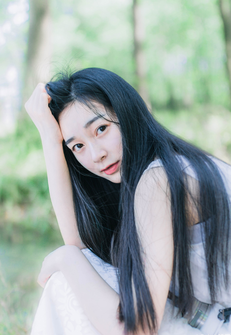 “砰砰砰~”